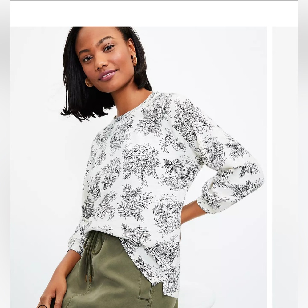 Loft Safari Sweatshirt Top, Size Medium. 3/4 Length Sleeves. Lightweight